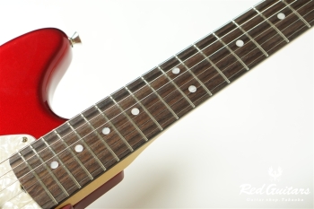 Made in Japan Traditional ’70s Mustang - Candy Apple Red